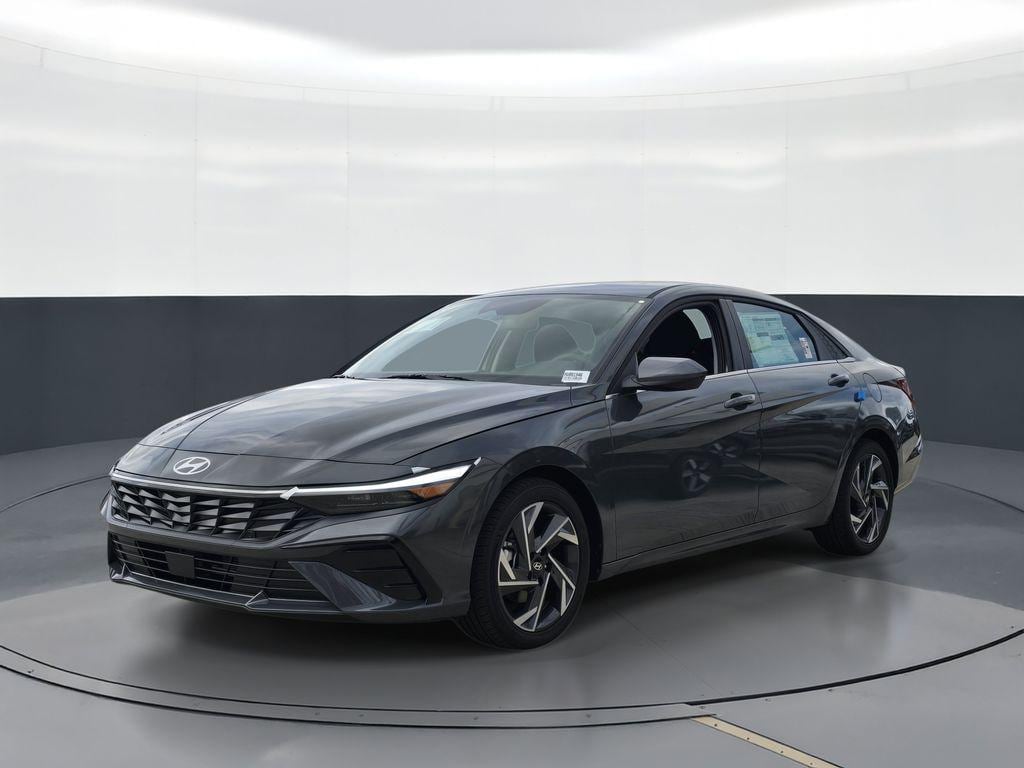 New 2026 Hyundai Elantra Limited Sedan
