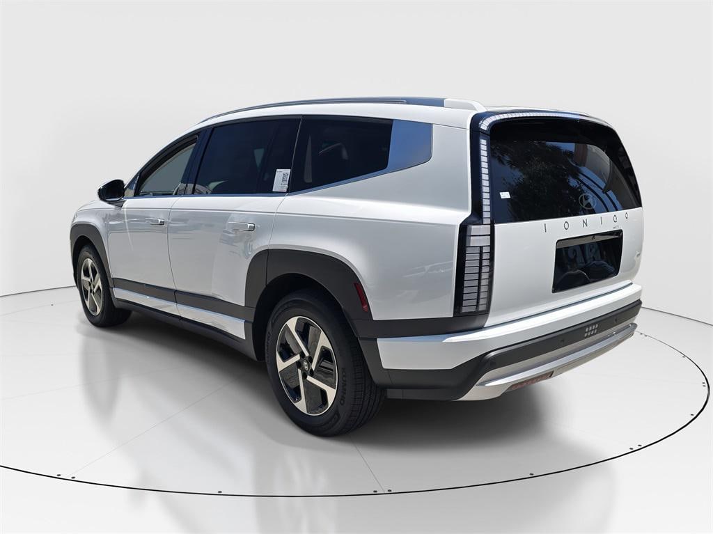 New 2026 Hyundai IONIQ 9 SE SUV