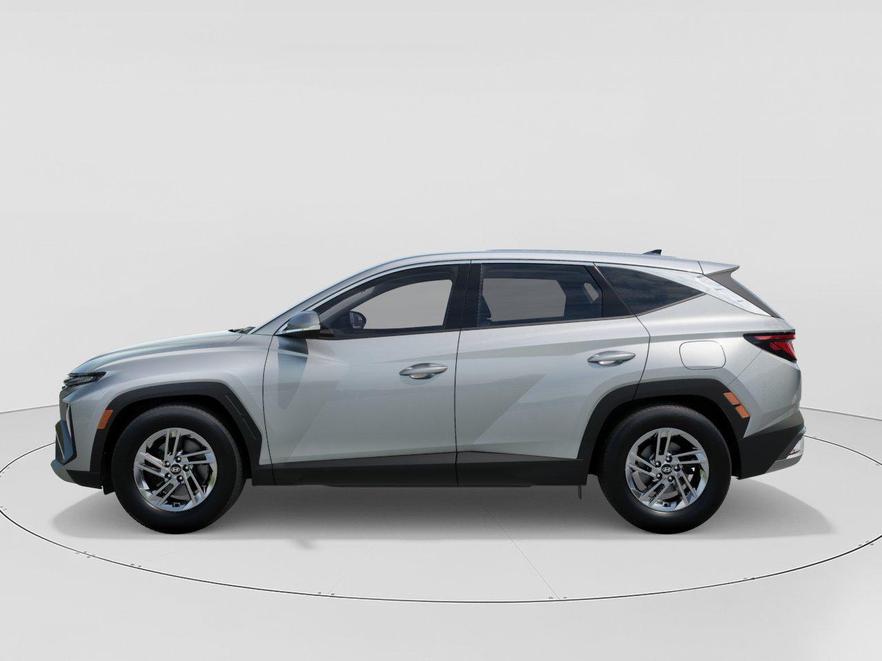 2026 Hyundai Tucson SE photo 3