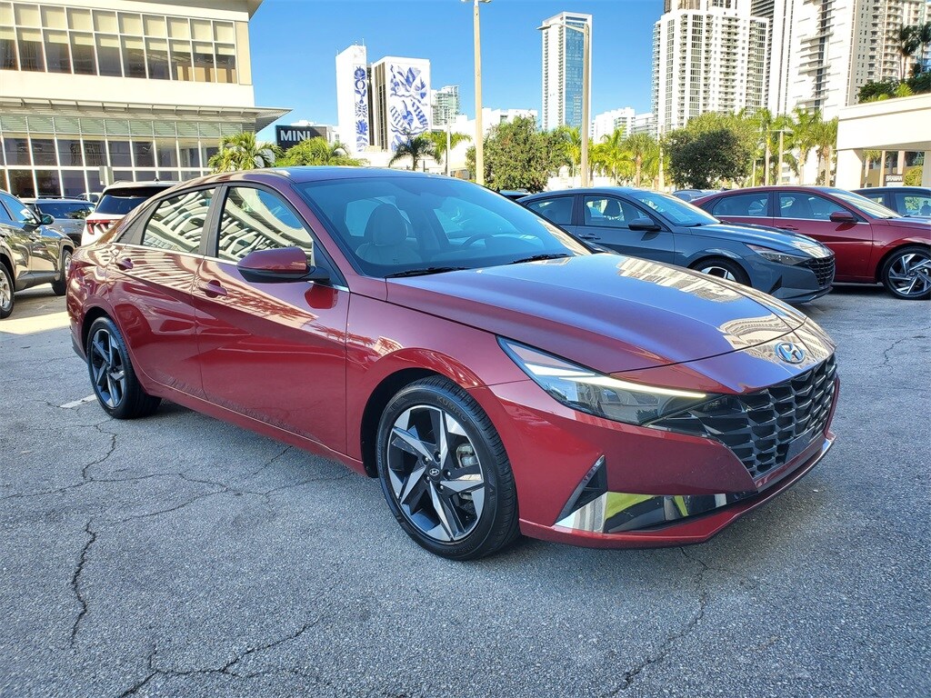 2023 Hyundai Elantra Limited photo 2