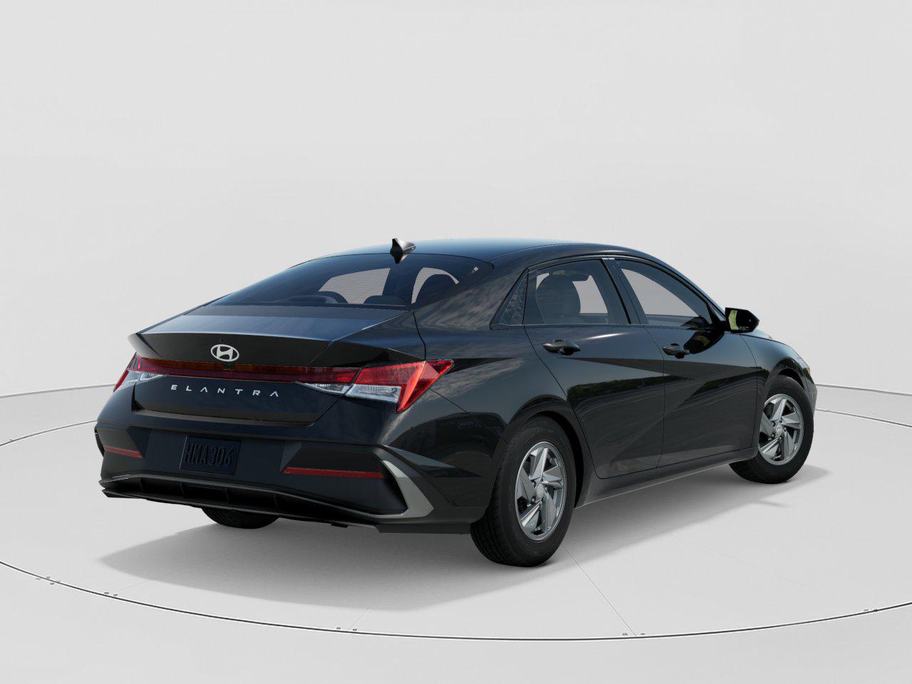 2026 Hyundai Elantra SE photo 3