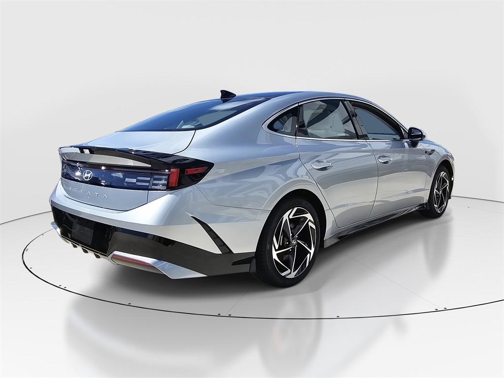 New 2026 Hyundai Sonata SEL Sport Sedan
