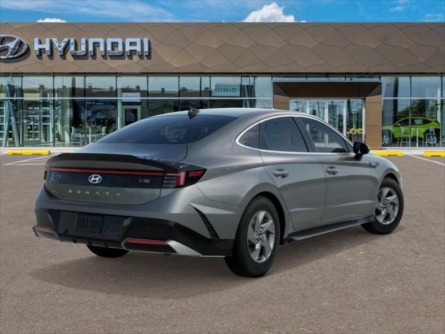 2025 Hyundai Sonata SE photo 4
