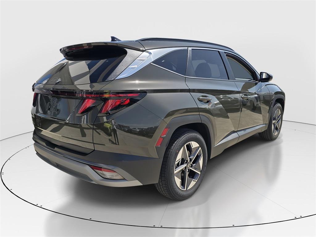 2026 Hyundai Tucson SEL photo 3