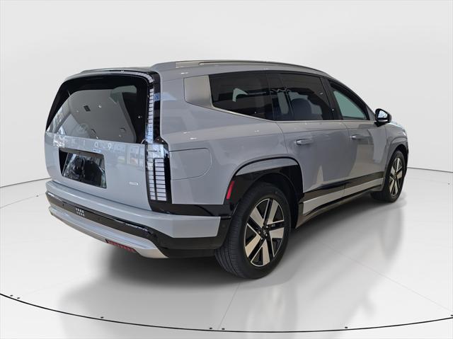 2026 Hyundai Ioniq SEL photo 3