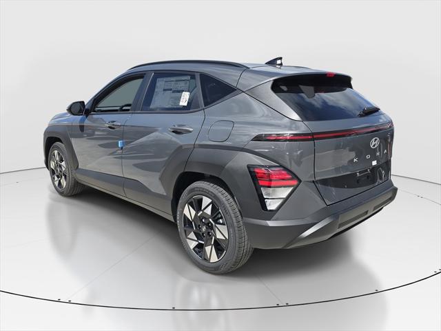 2025 Hyundai Kona SEL photo 4