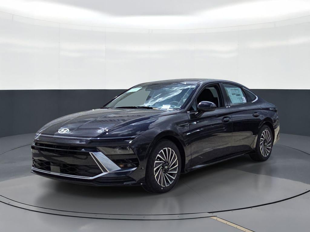 New 2026 Hyundai Sonata Hybrid Limited Sedan