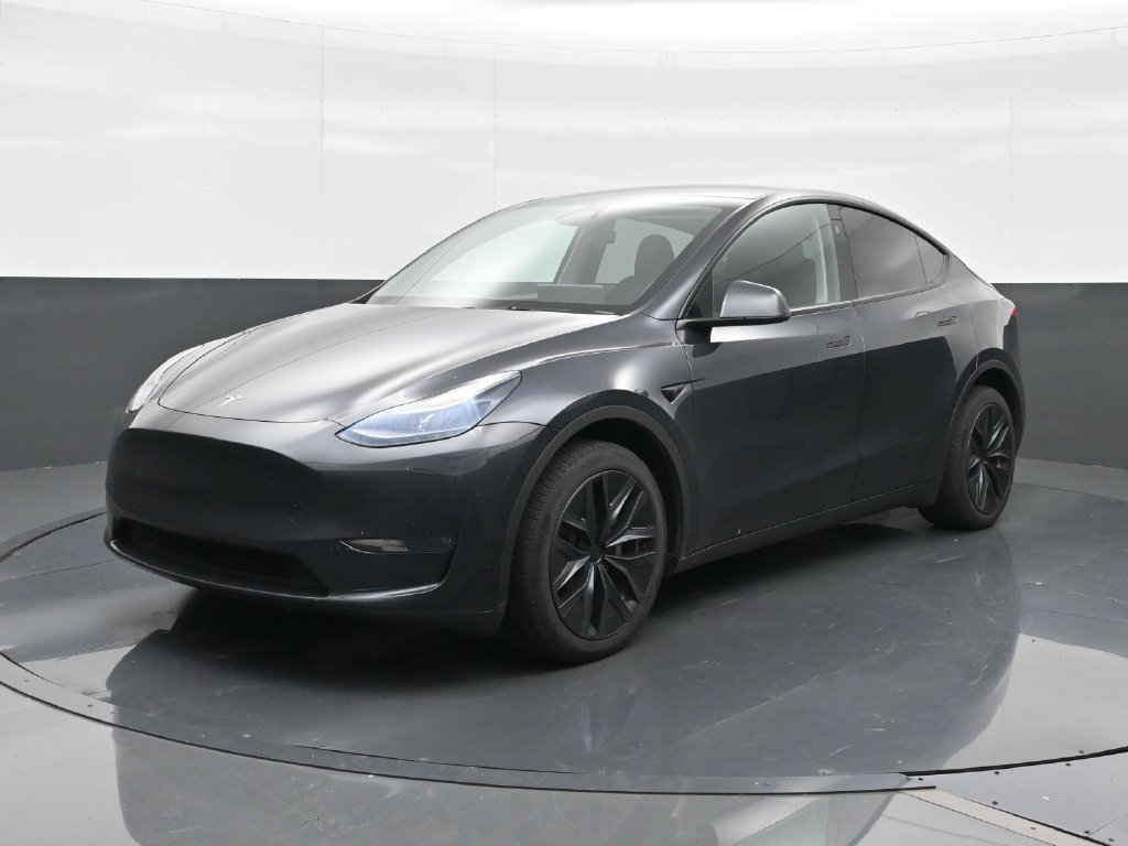 Used 2024 Tesla Model Y Long Range SUV