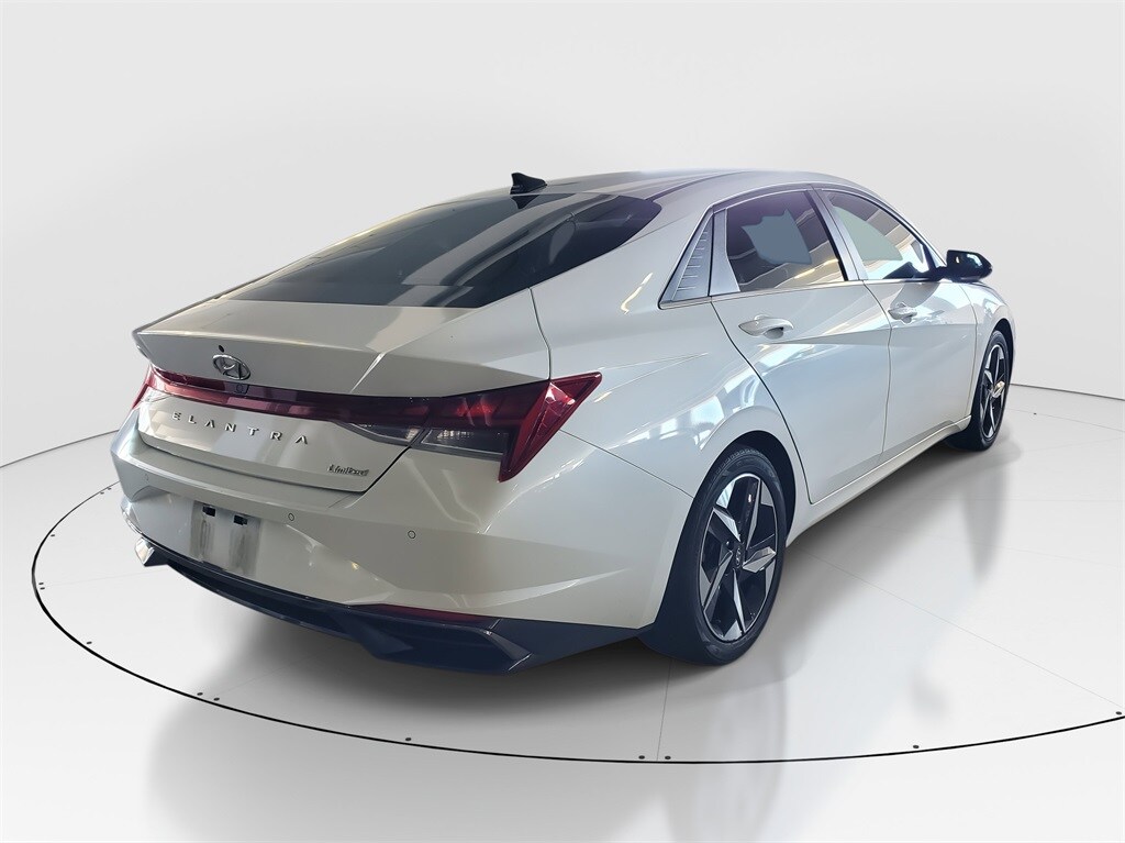Certified 2022 Hyundai Elantra Limited Sedan