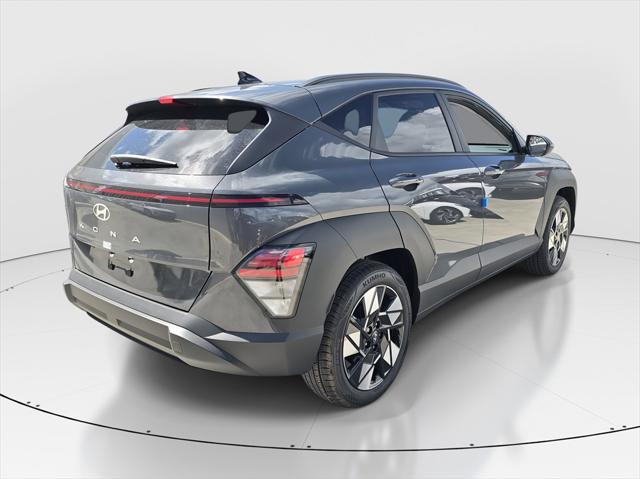 2025 Hyundai Kona SEL photo 3