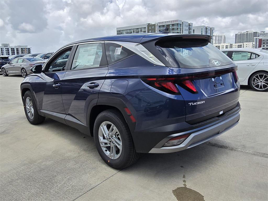 2026 Hyundai Tucson SE photo 3