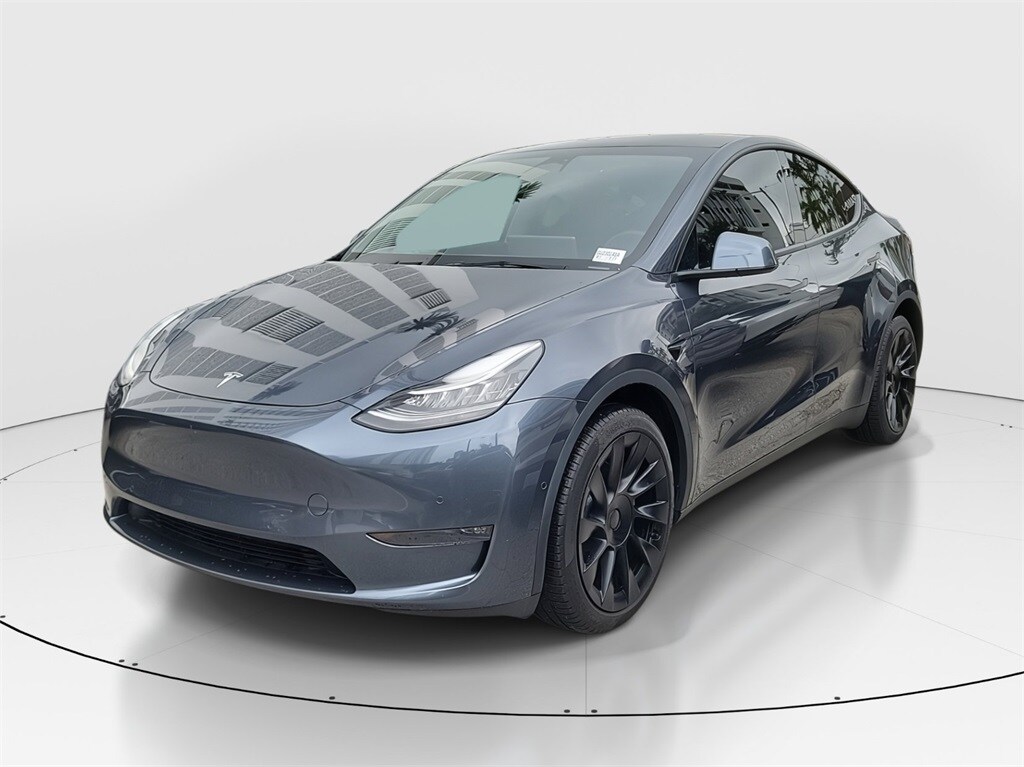Used 2022 Tesla Model Y For Sale at Bentley Miami VIN 7SAYGDEE8NA006132