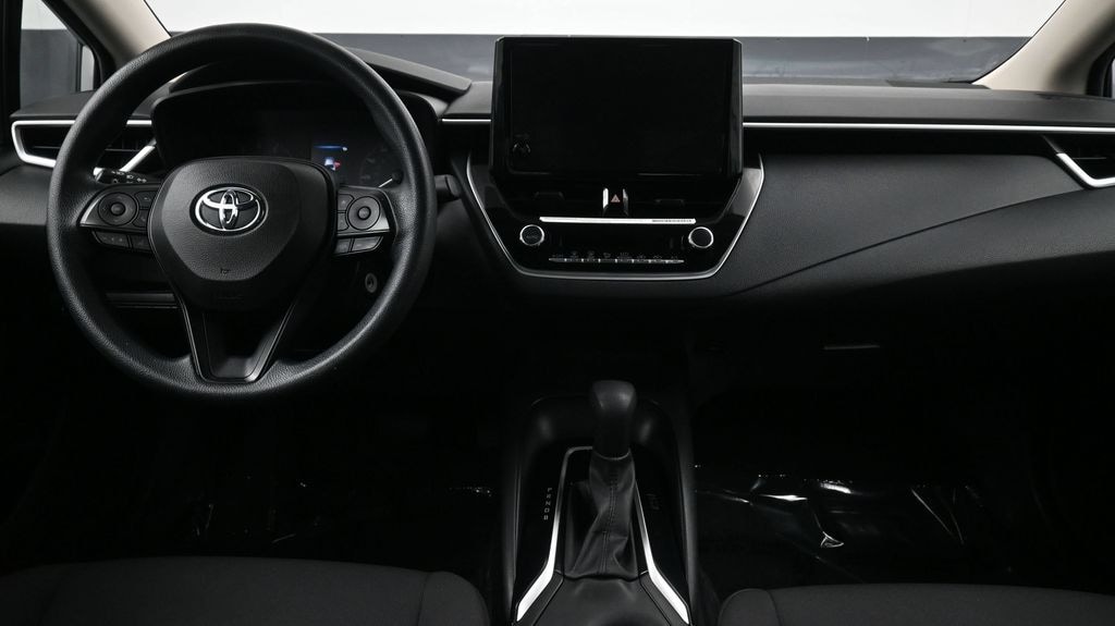Used 2023 Toyota Corolla LE Sedan