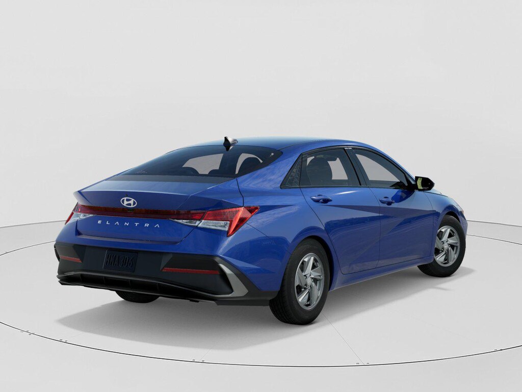 New 2026 Hyundai Elantra SE Sedan