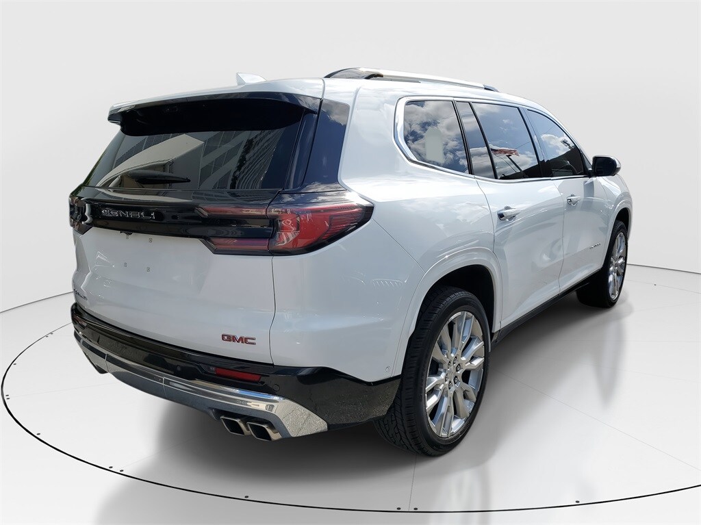 2024 Gmc Acadia Denali photo 3