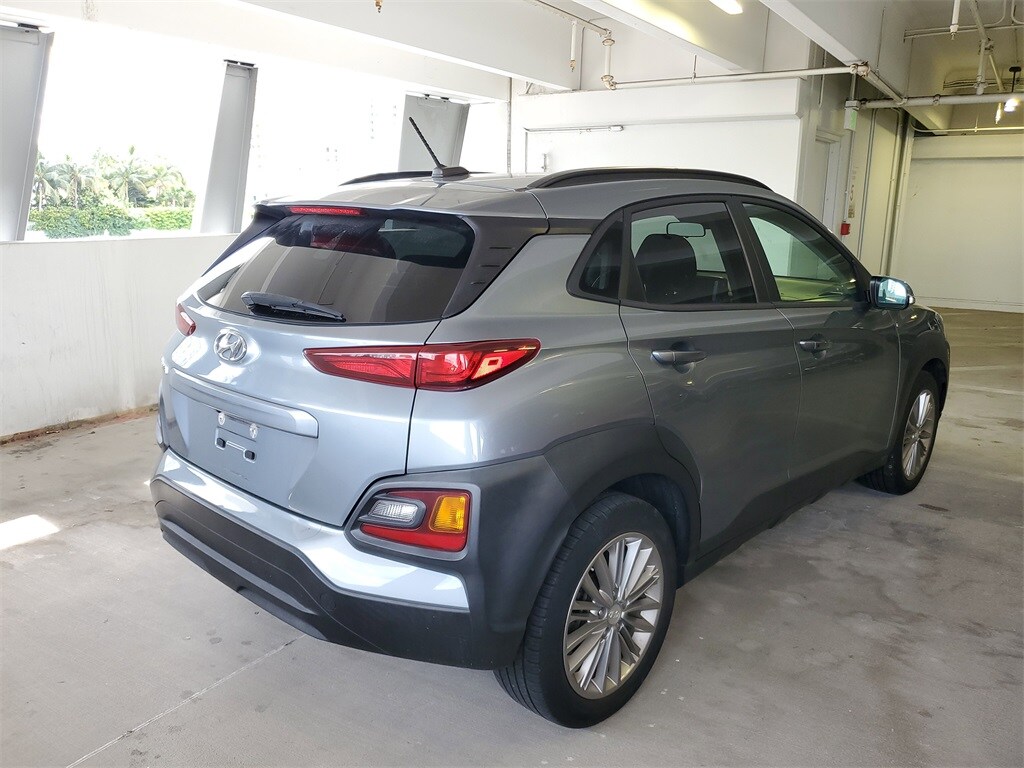 2020 Hyundai Kona SEL photo 3