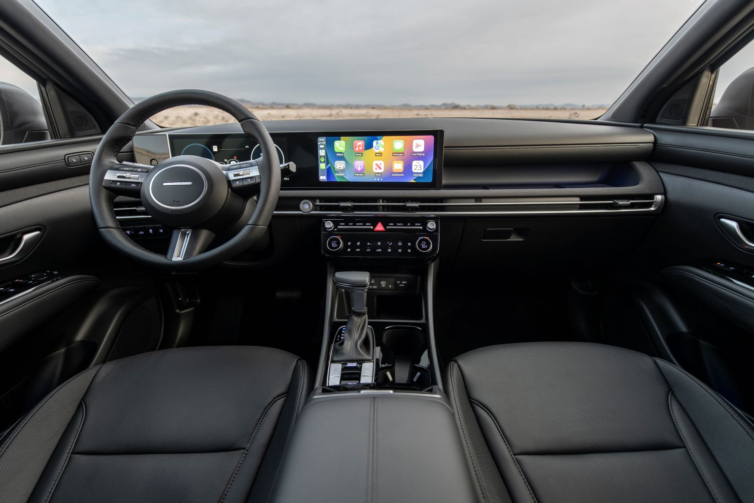 2025%20Santra%20cruz%20infotainment.jpg