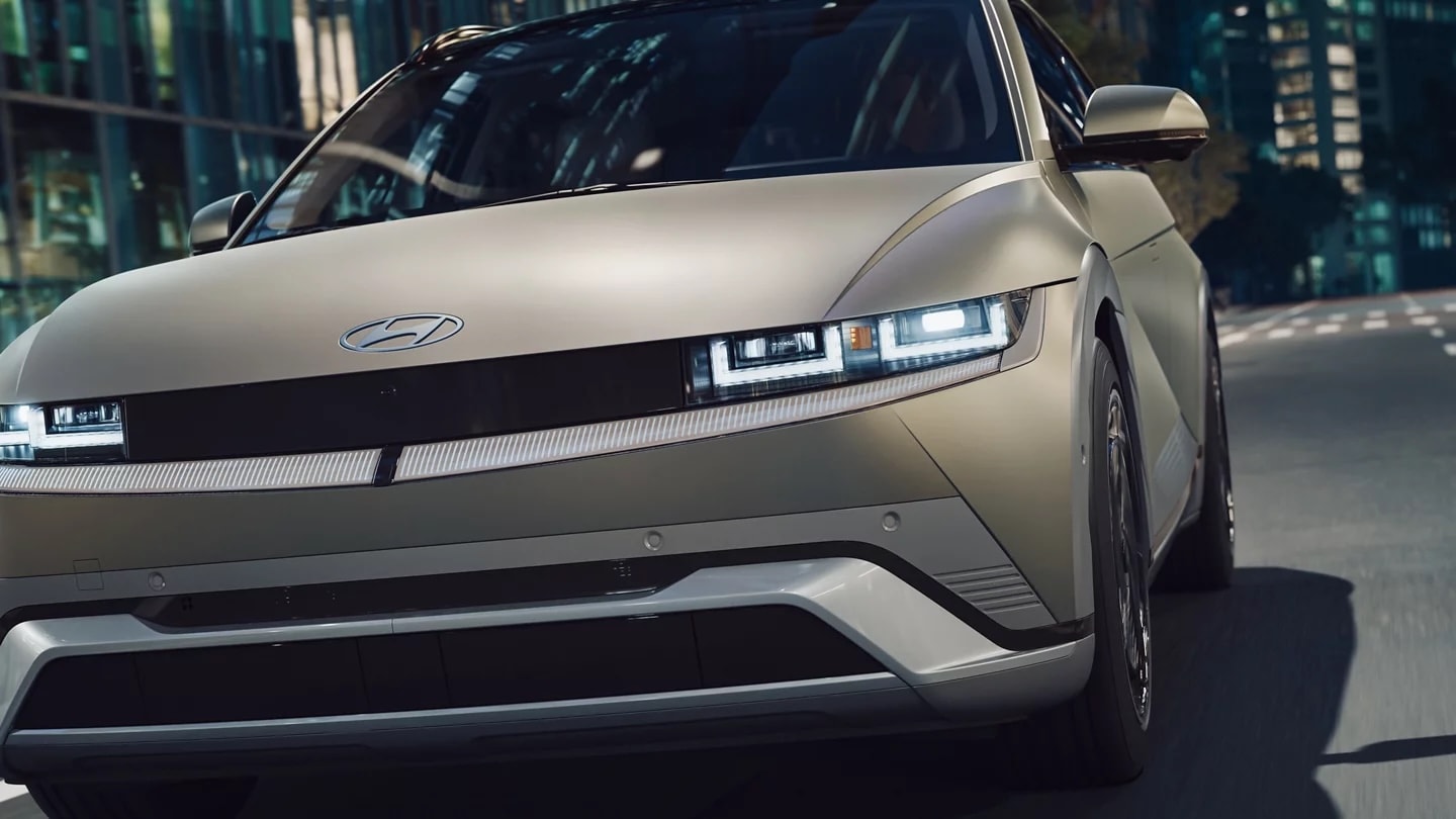 2025-ioniq-5 close up.jpg