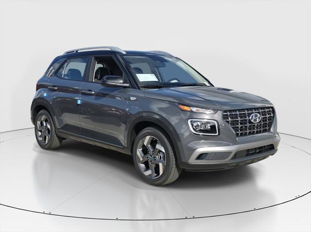2025 Hyundai Venue Limited photo 2
