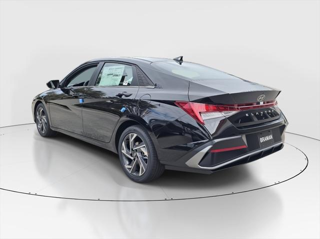 2025 Hyundai Elantra SEL Convenience photo 4