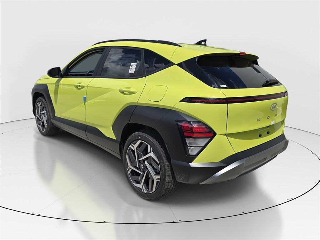 2026 Hyundai Kona SEL photo 3
