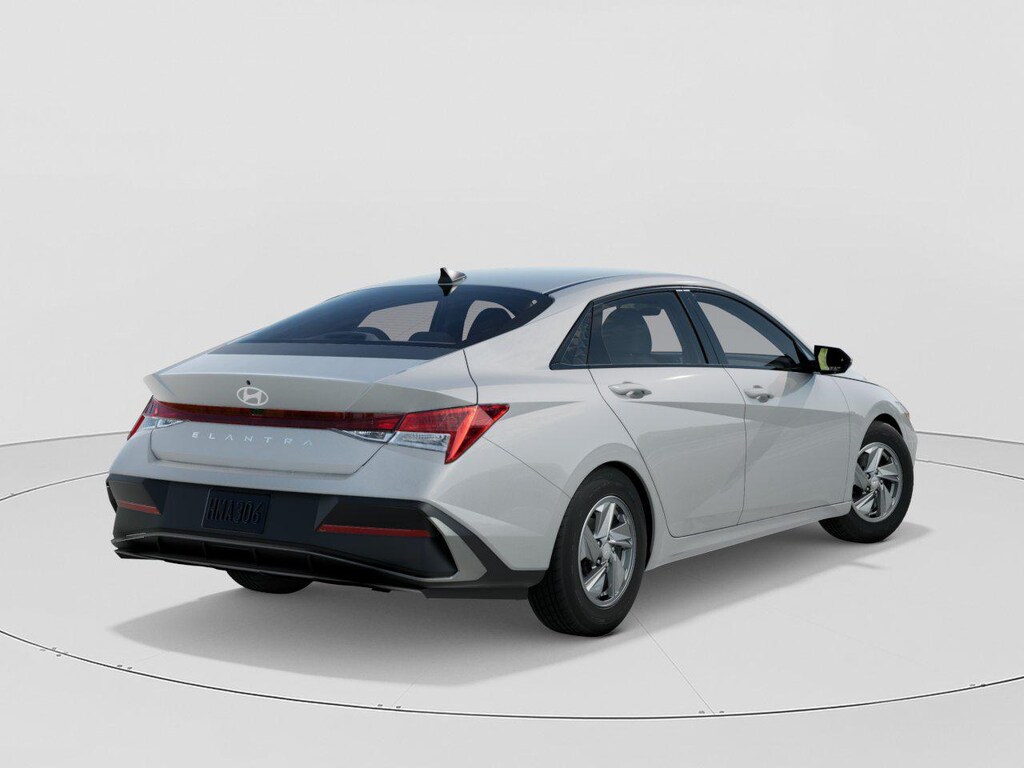 New 2026 Hyundai Elantra SE Sedan