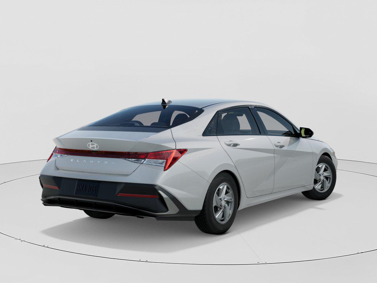 2026 Hyundai Elantra SE photo 4