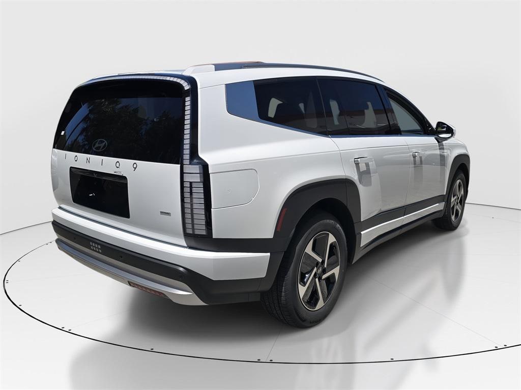 New 2026 Hyundai IONIQ 9 SE SUV