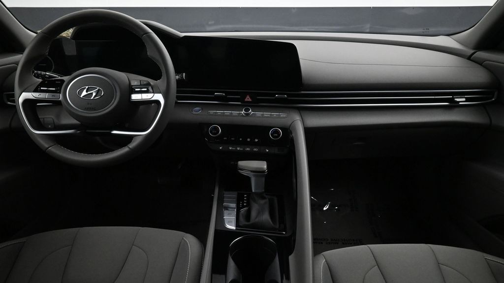 Certified 2023 Hyundai Elantra SEL Sedan