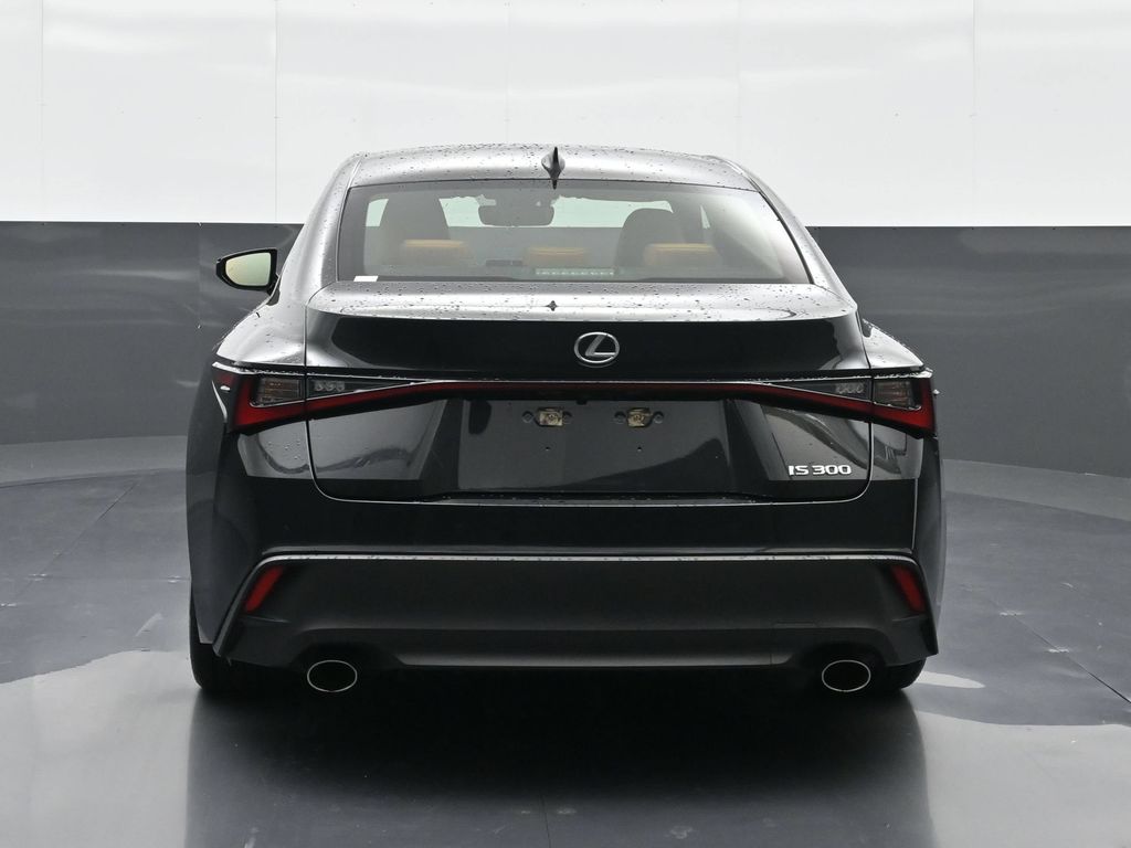2024 Lexus IS 300 - Photo 16
