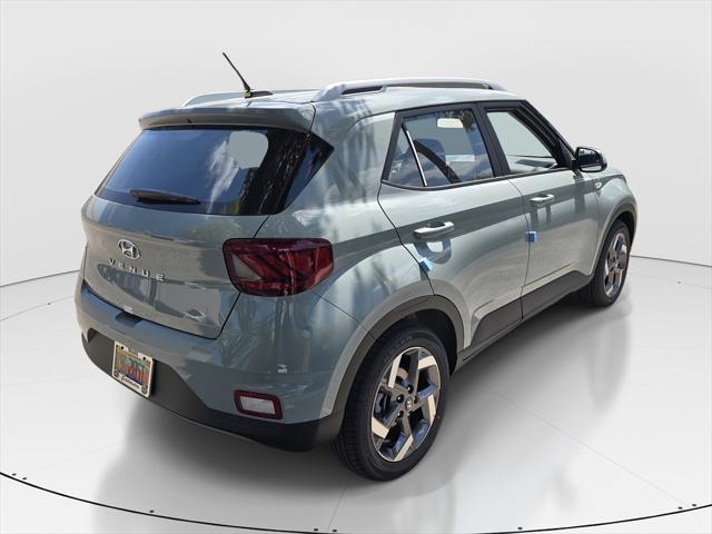 2025 Hyundai Venue Limited photo 3