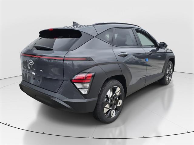 2025 Hyundai Kona SEL photo 3