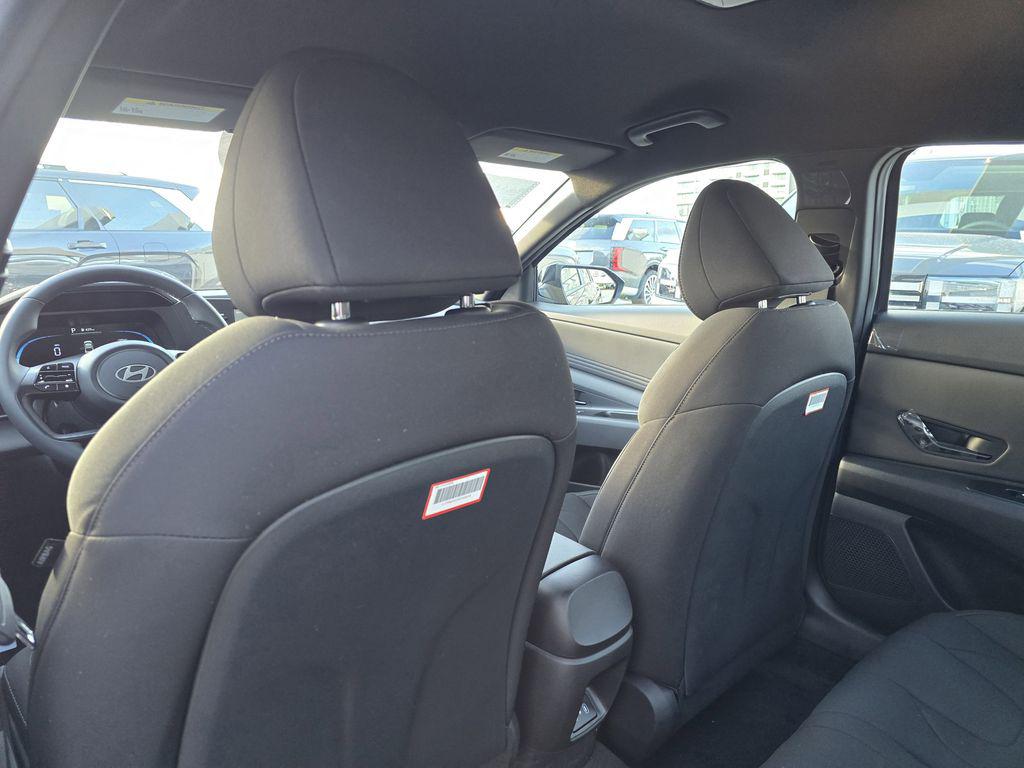 2026 Hyundai Elantra SEL Sport - Photo 9
