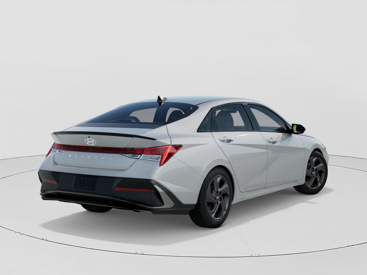 2026 Hyundai Elantra SEL Sport photo 2