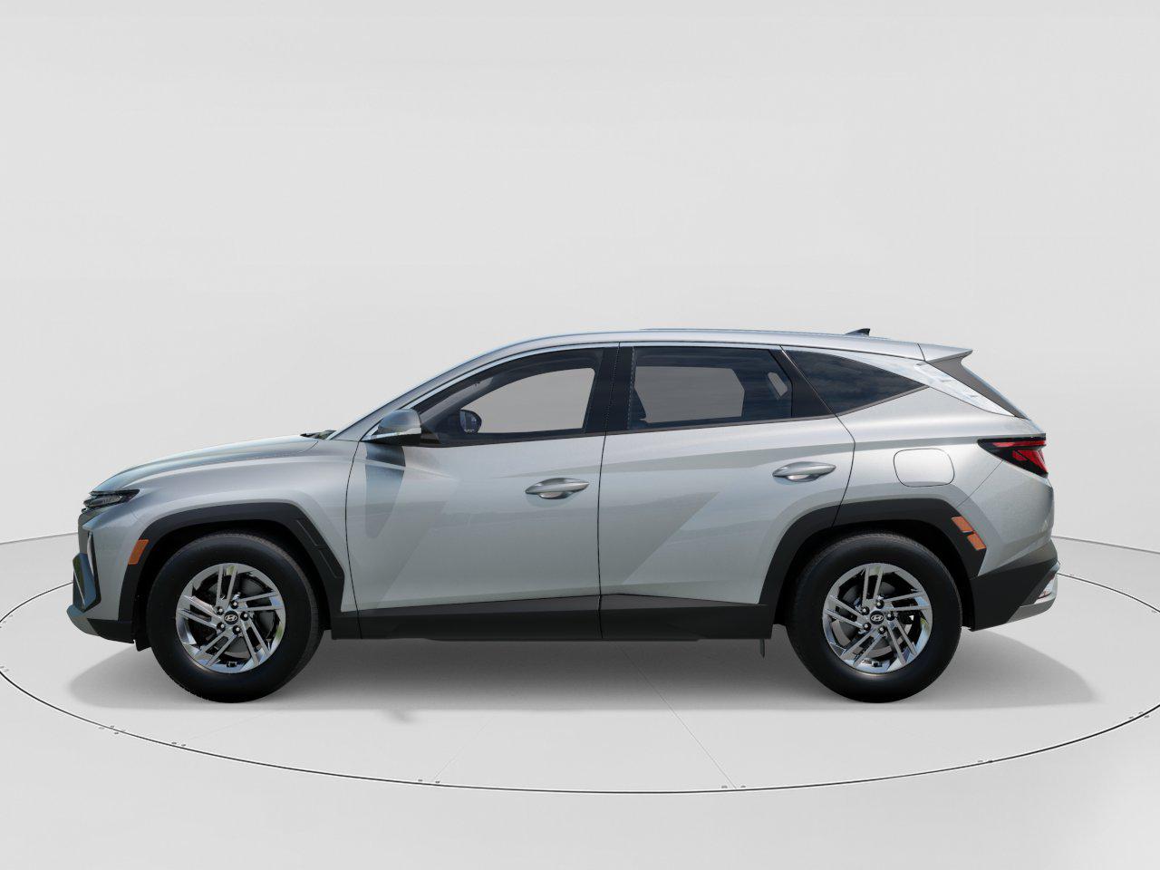 2026 Hyundai Tucson SE photo 3