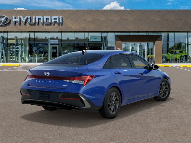 2025 Hyundai Elantra Hybrid photo 4