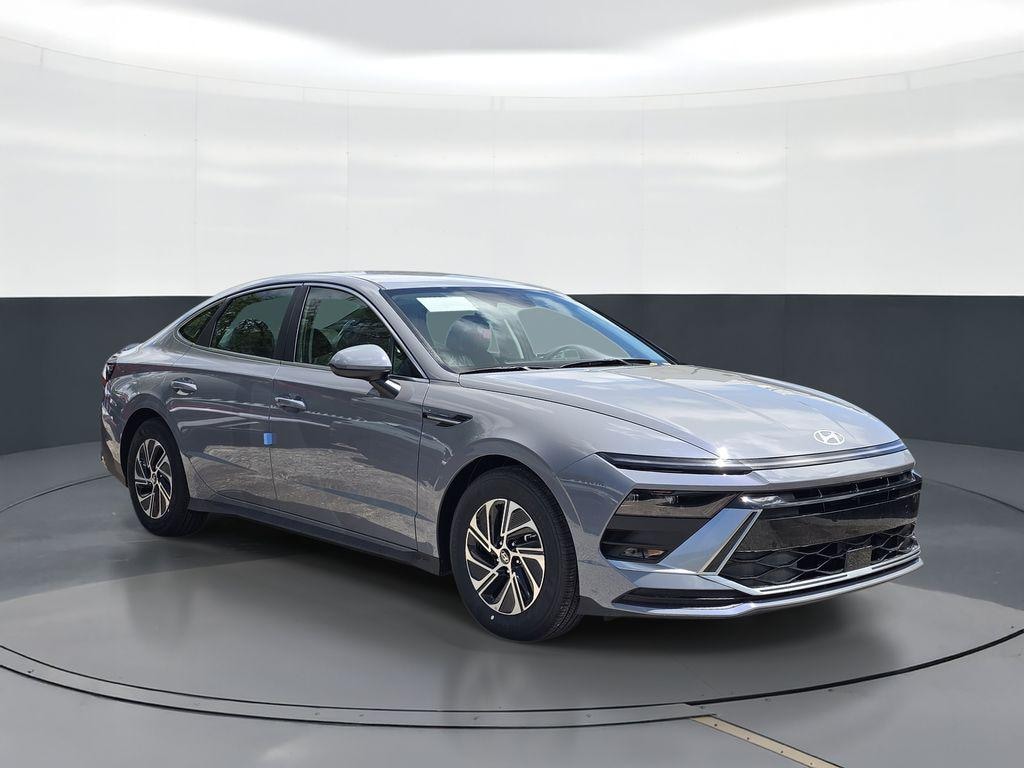 New 2026 Hyundai Sonata Hybrid Blue Sedan