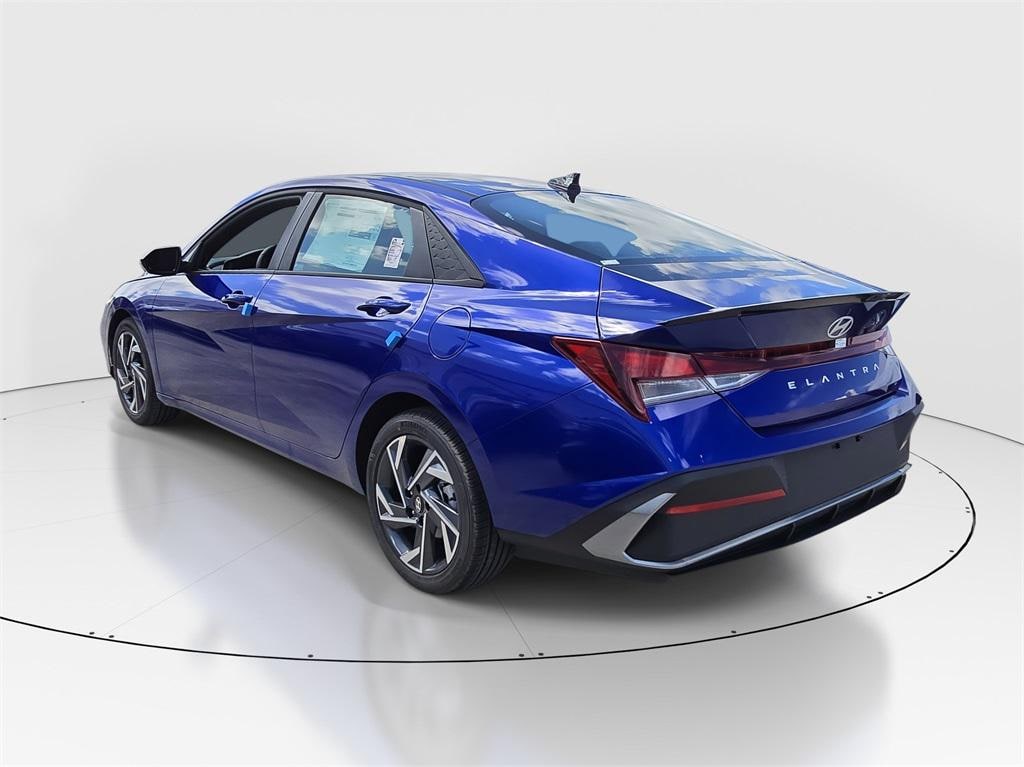 New 2026 Hyundai Elantra Limited Sedan