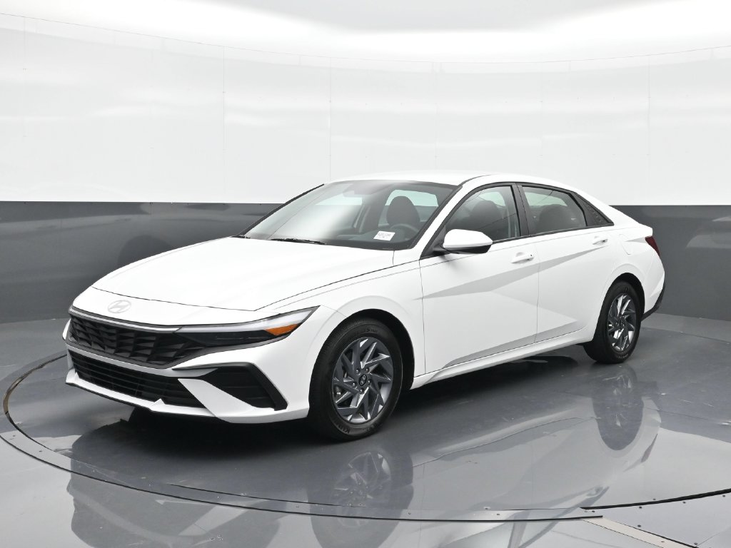 2024 Hyundai Elantra