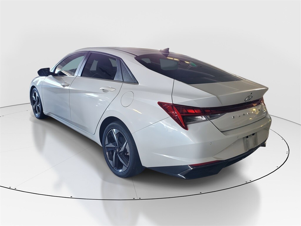 Certified 2022 Hyundai Elantra Limited Sedan