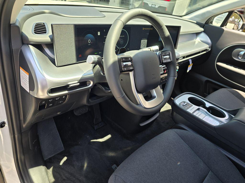 2026 Hyundai IONIQ 9 SE - Photo 13
