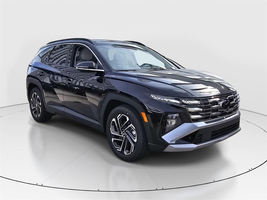 New 2026 Hyundai Tucson Limited FWD SUV