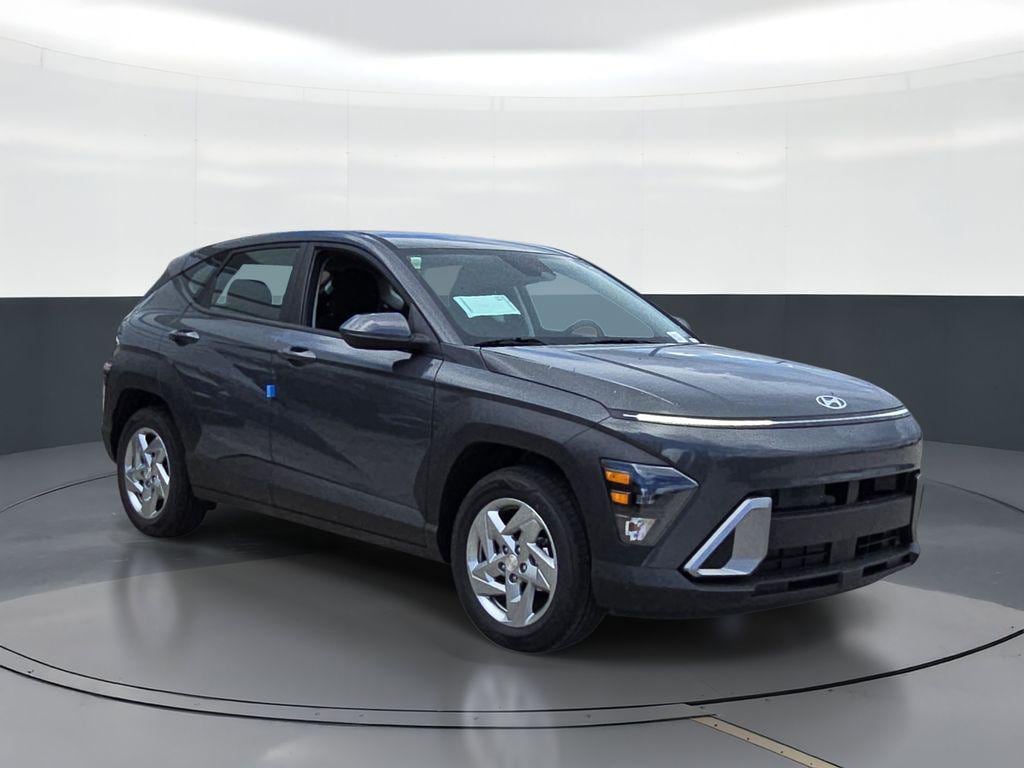 New 2027 Hyundai Kona SE FWD SUV
