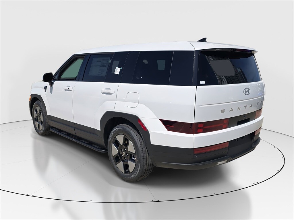 2026 Hyundai Santa Fe SE photo 4