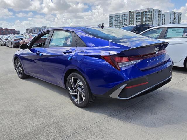 2025 Hyundai Elantra SEL Convenience photo 4