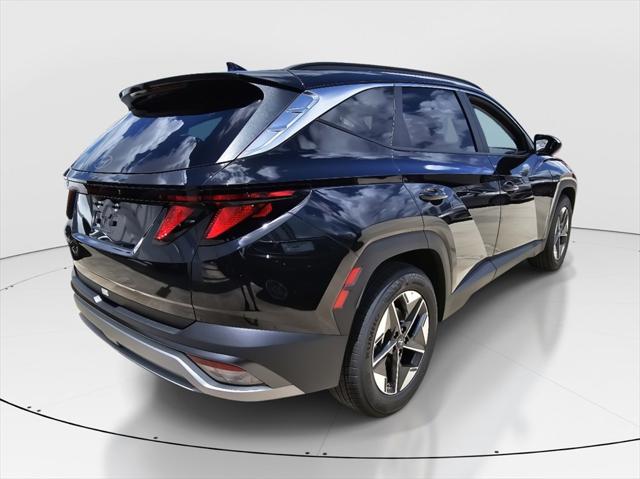 2025 Hyundai Tucson SEL photo 3