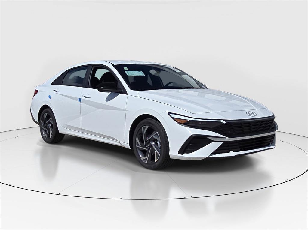 New 2026 Hyundai Elantra Limited Sedan