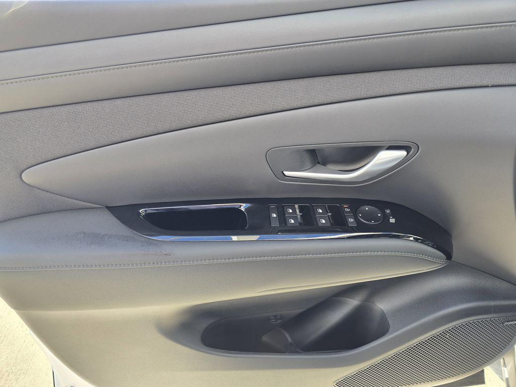 2026 Hyundai Santa Cruz Limited - Photo 18