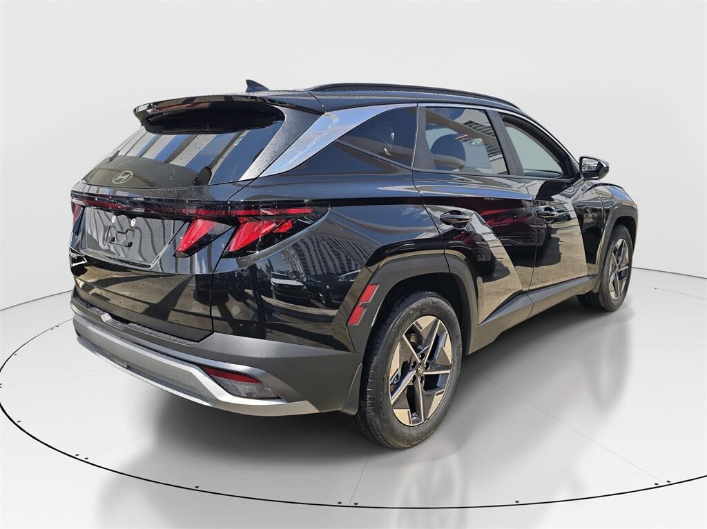New 2026 Hyundai Tucson SEL FWD SUV