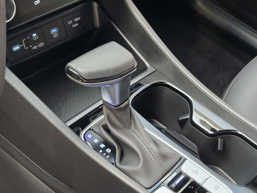 2026 Hyundai Santa Cruz SEL - Photo 16